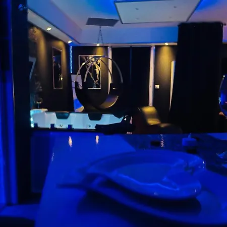 וילה La Nuit Coquine•Suite Avec Jacuzzi•Evasion *