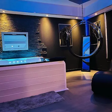 La Nuit Coquine•Suite Avec Jacuzzi•Evasion לה מאנש