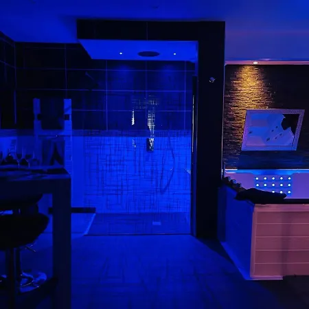 La Nuit Coquine•Suite Avec Jacuzzi•Evasion וילה לה מאנש